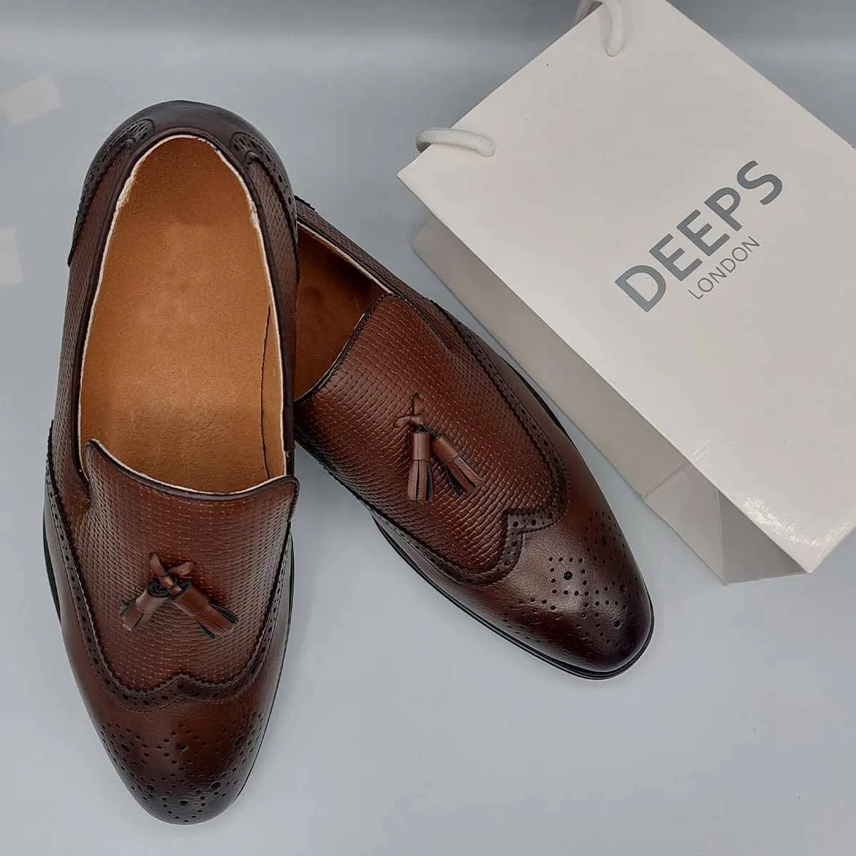 JAMIM MENS VINTAGE MOCCASIN LOAFERS WITH TASSELS AND LEATHER LINING