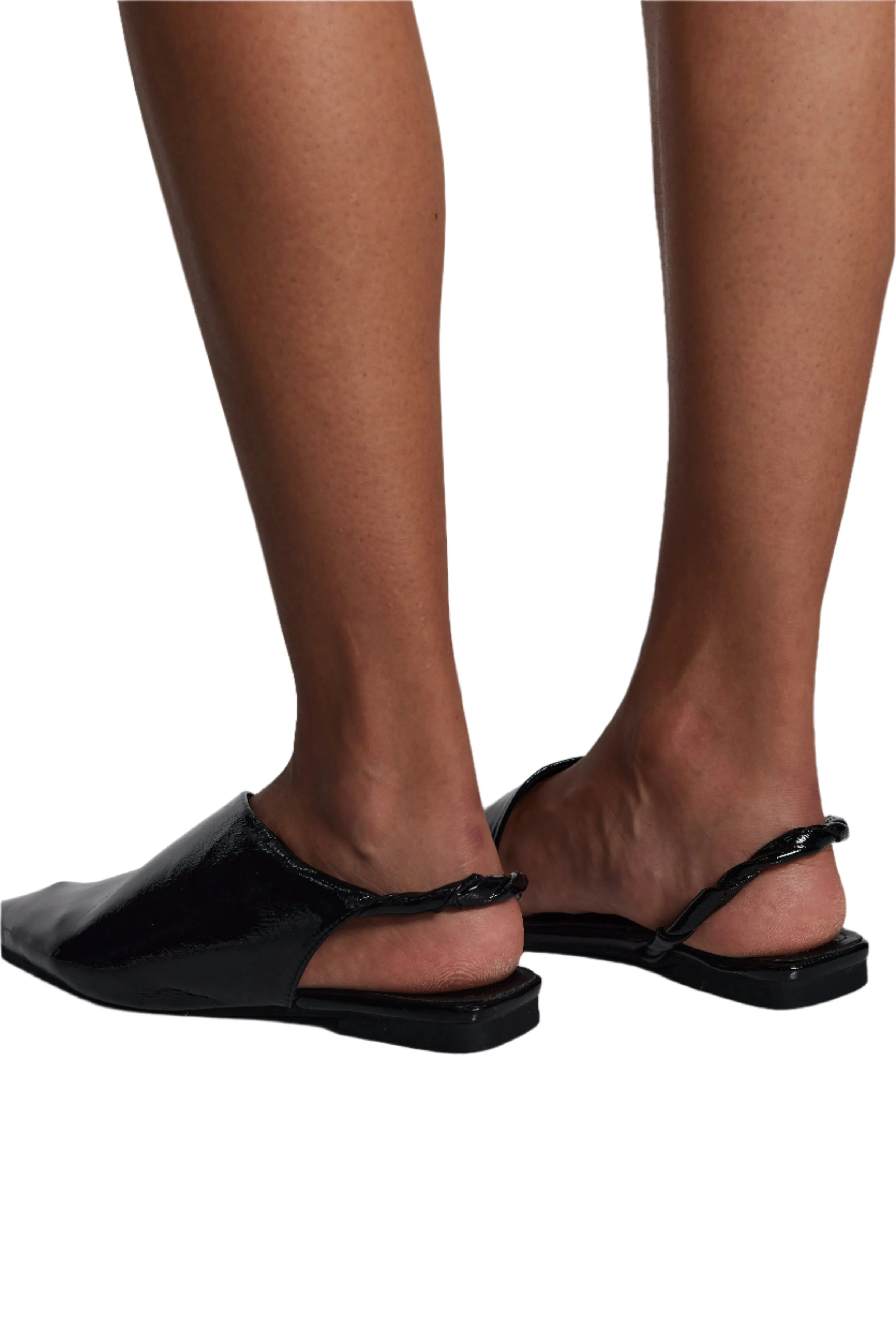 Twist Hollow Pointed Boots