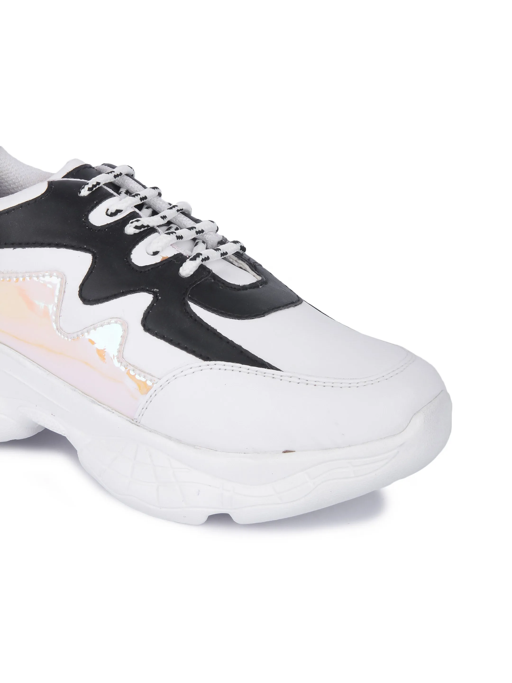 White Black & Chrome Thunder Casual Sneaker